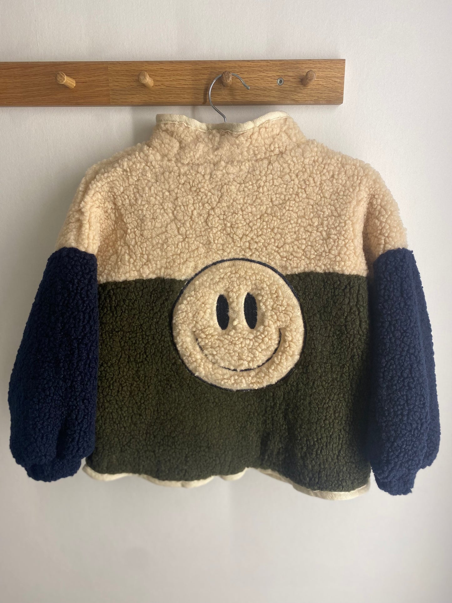Teddy jas smiley Elle & Rapha