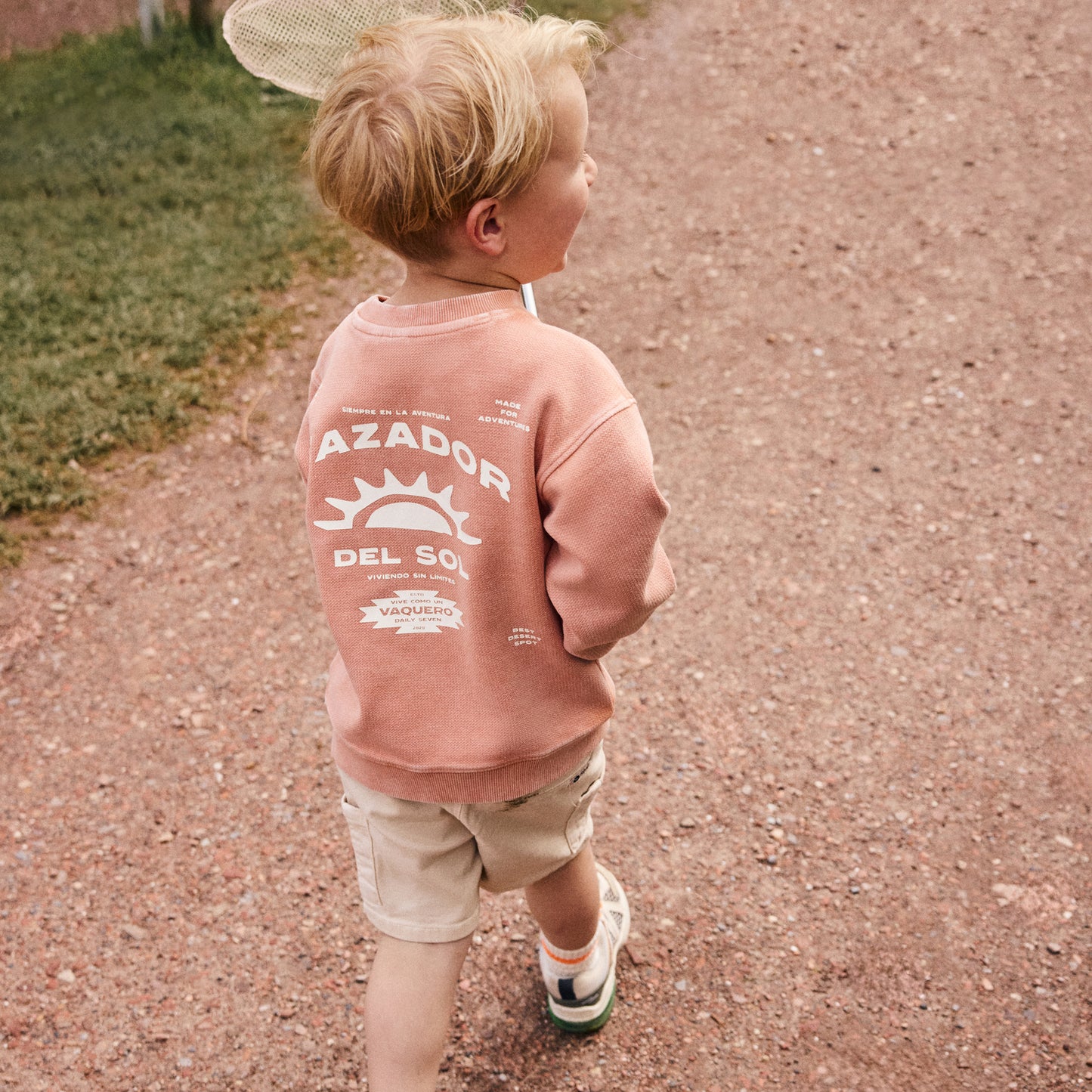 Oversized sweater backprint