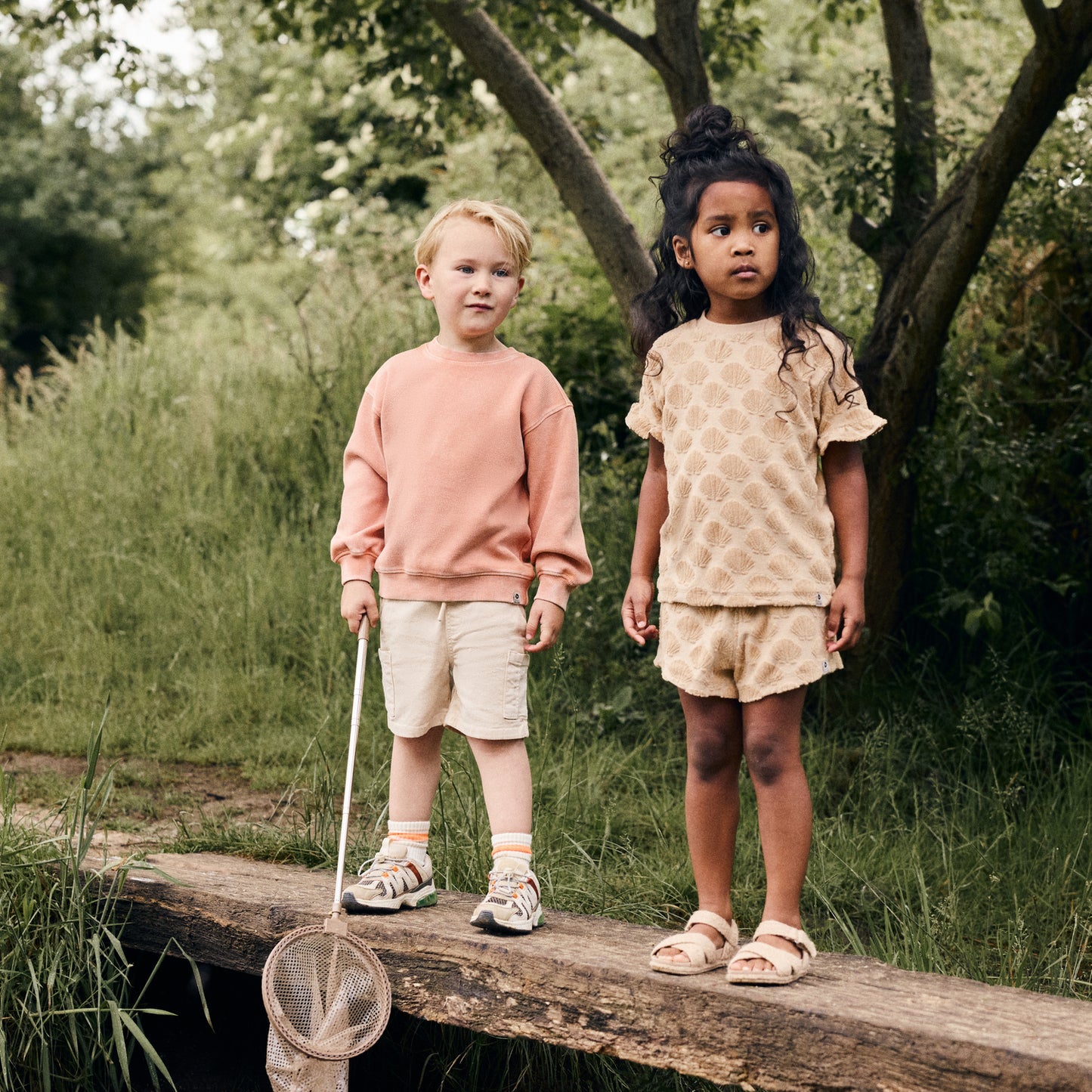 Oversized sweater backprint