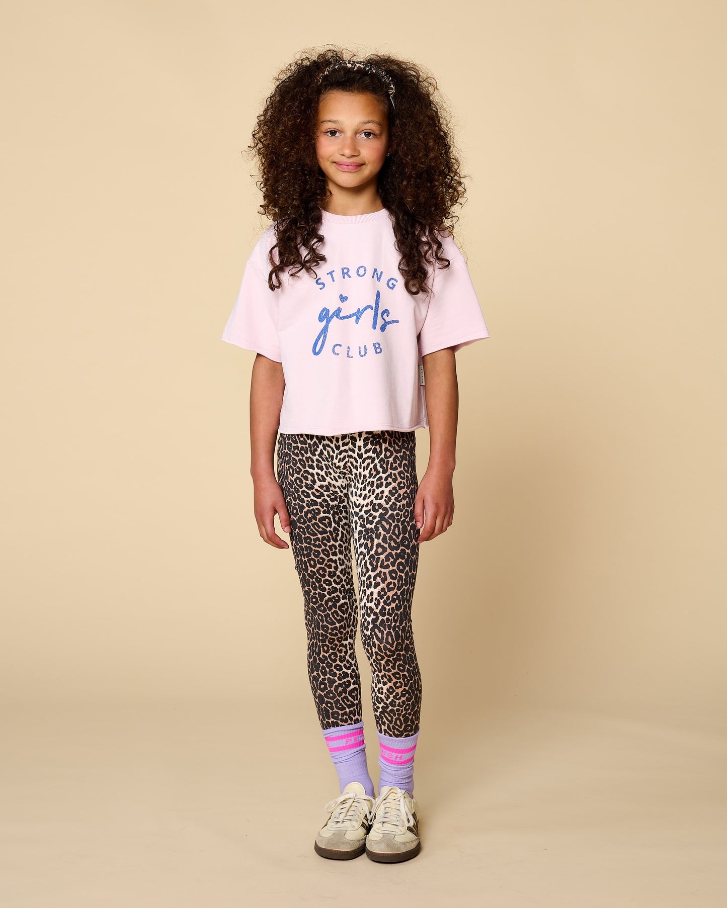 T-shirt Strong girls